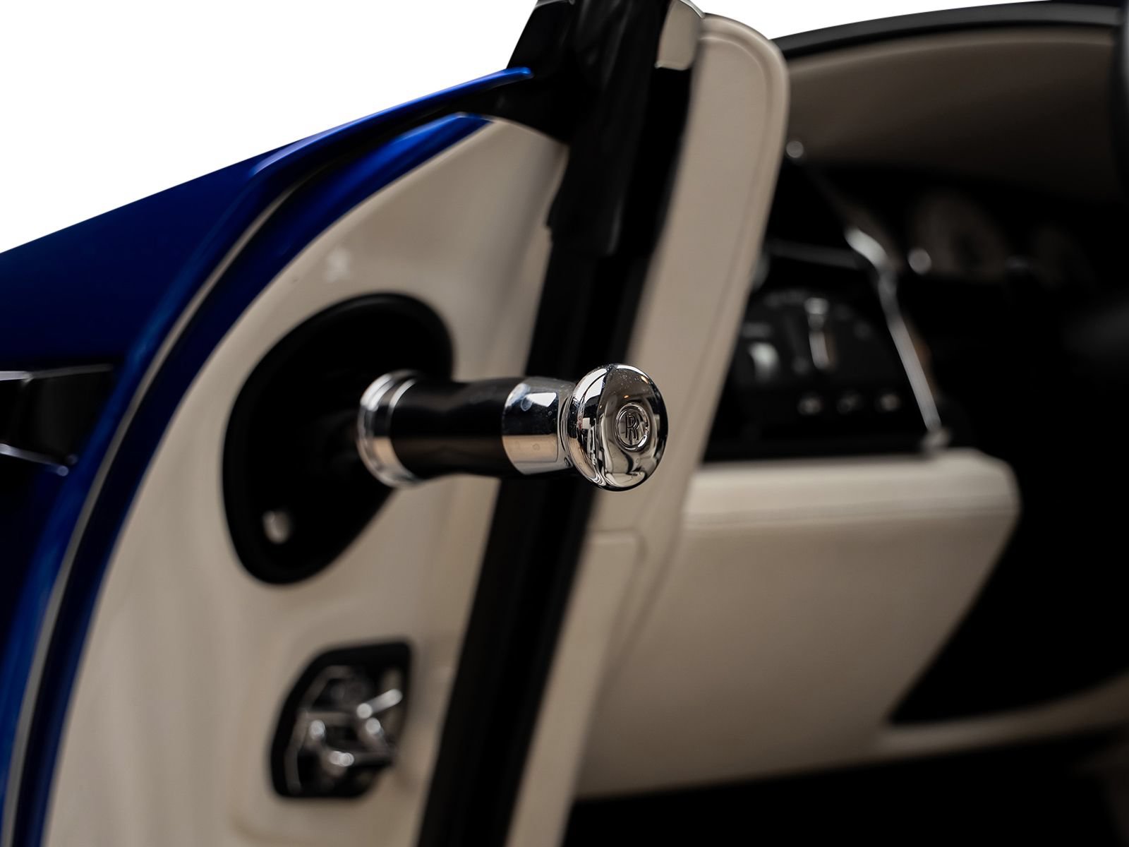Used 2018 Rolls-Royce Wraith RWD image 63