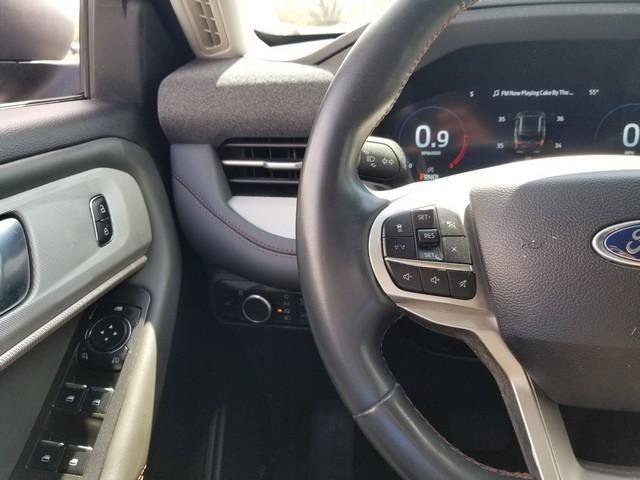 Certified 2025 Ford Explorer Active AWD/4WD image 23