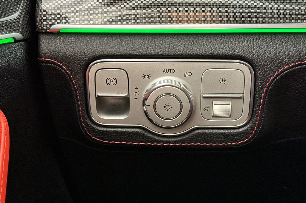 Used 2022 Mercedes-Benz GLE 53 AMG 4MATIC image 33