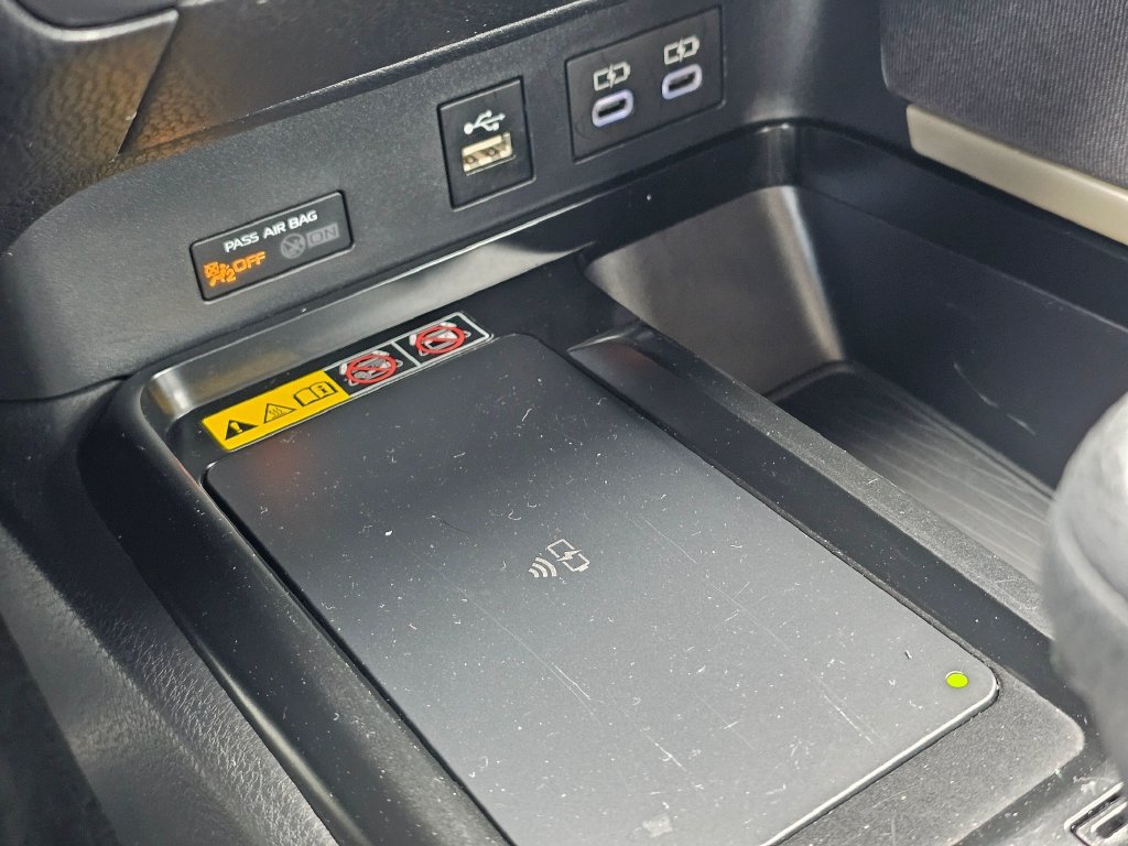 Used 2025 Toyota Camry LE FWD image 34