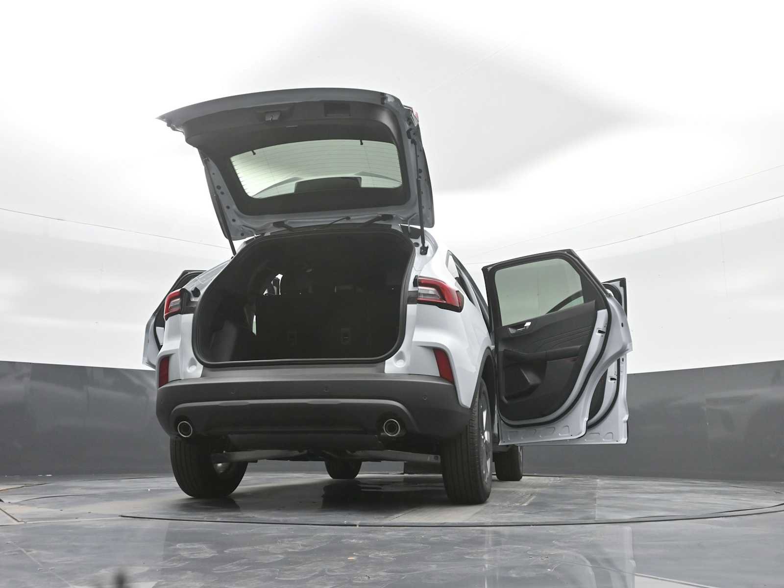 New 2026 Ford Escape ST-Line w/ Tech Pack #1 image 30