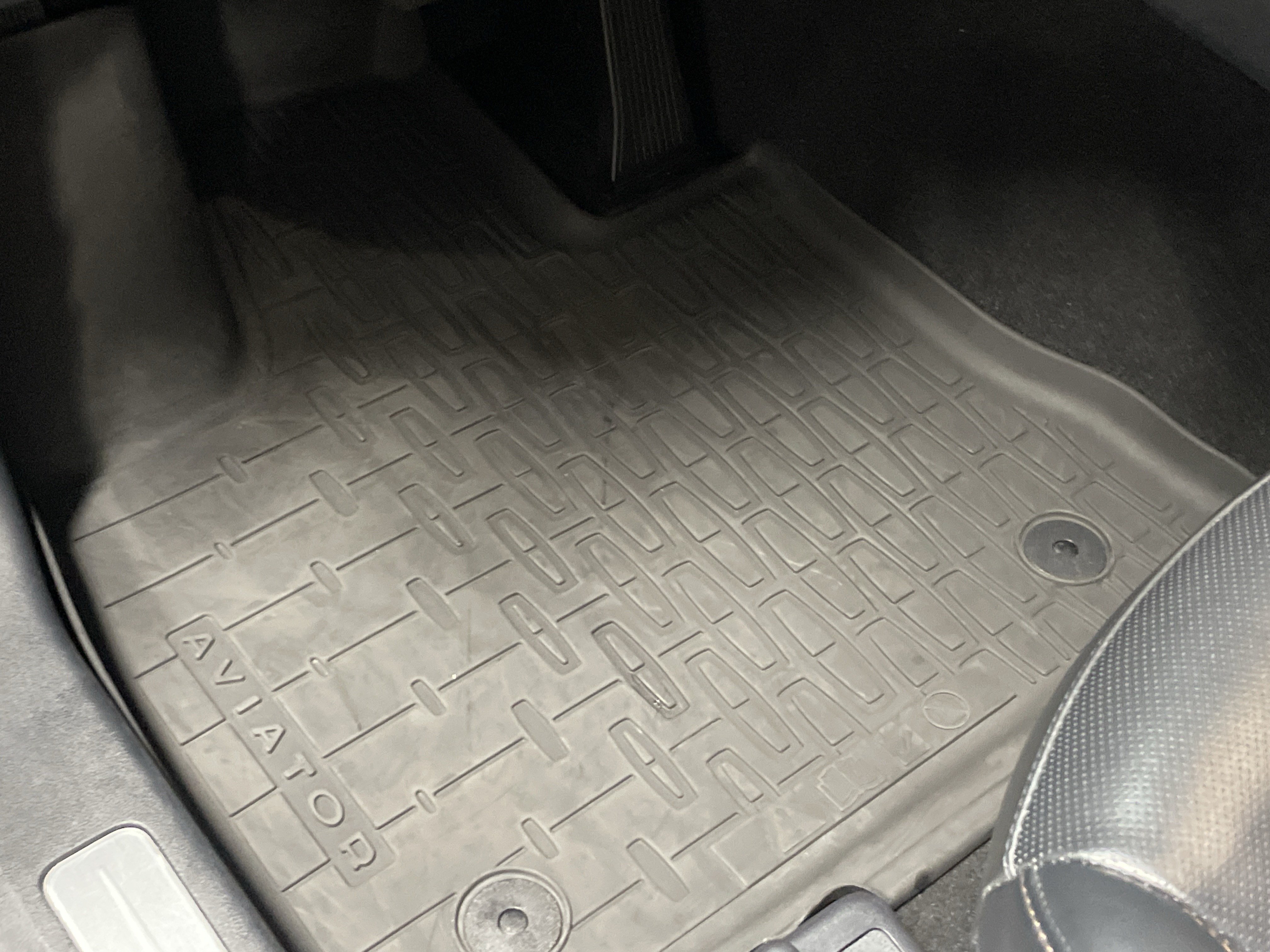 Used 2025 Lincoln Aviator 2WD image 17
