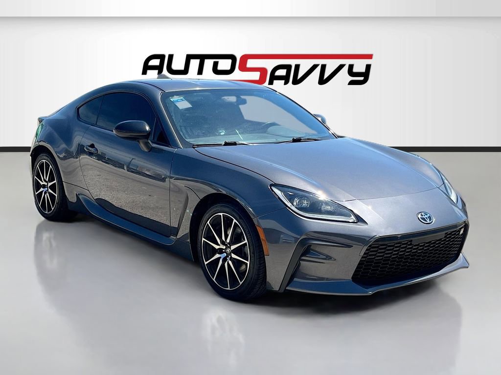 Used 2022 Toyota GR86 RWD image 1