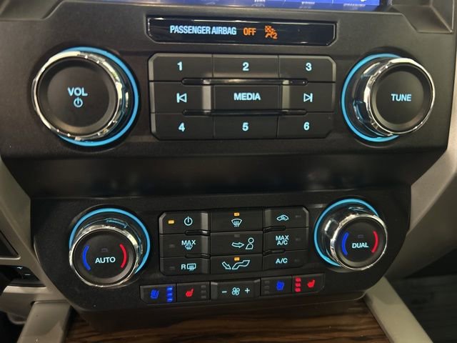 Used 2020 Ford F150 Lariat image 13