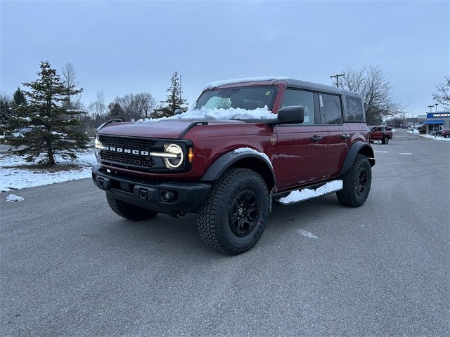 New 2025 Ford Bronco Badlands w/ Sasquatch Package image 3