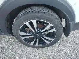 Used 2020 Nissan Kicks SV FWD image 12