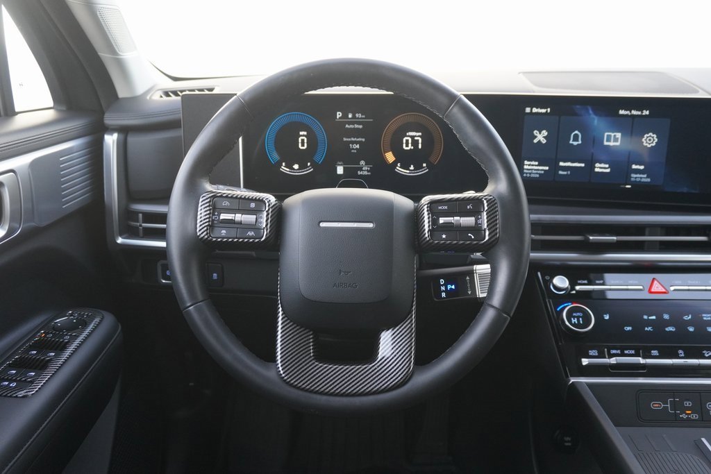 Used 2025 Hyundai Santa Fe SEL image 16