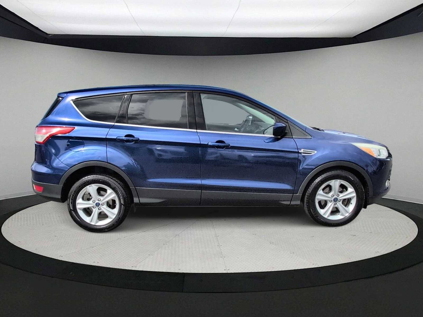Used 2014 Ford Escape SE image 9