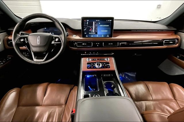 Used 2023 Lincoln Aviator Reserve w/ Equipment Group 201A AWD/4WD image 18