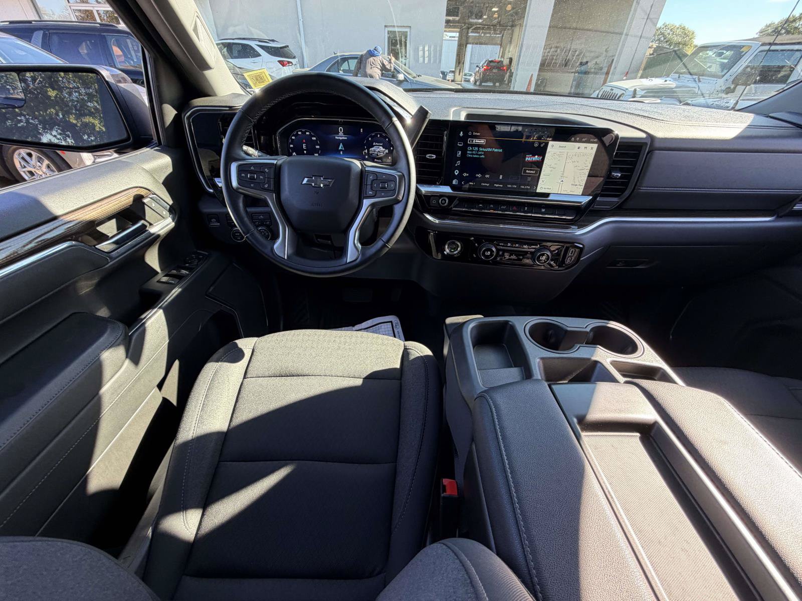 Used 2023 Chevrolet Silverado 1500 RST AWD/4WD image 15