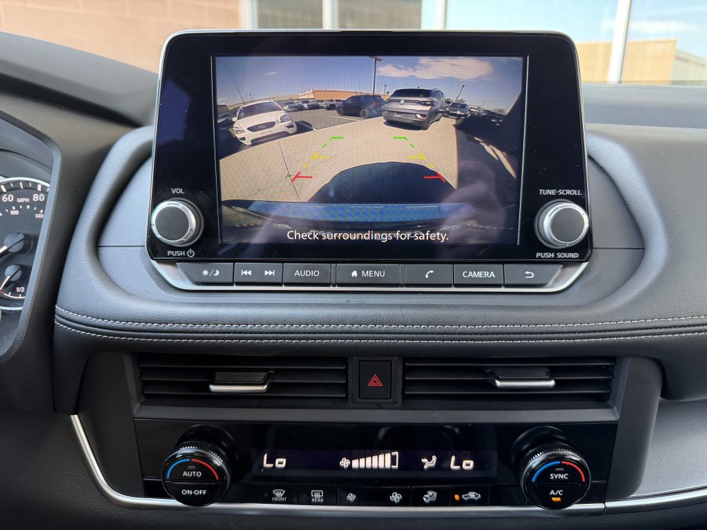 Used 2025 Nissan Rogue SV image 19