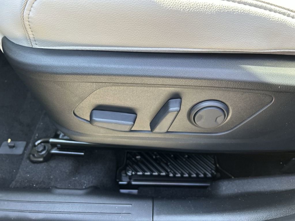 New 2026 Hyundai Tucson Limited image 23