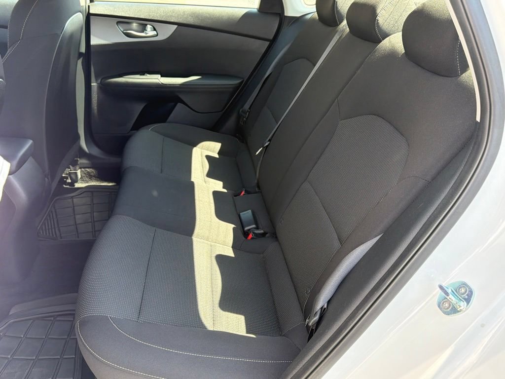 Used 2021 Kia Forte LXS FWD image 33