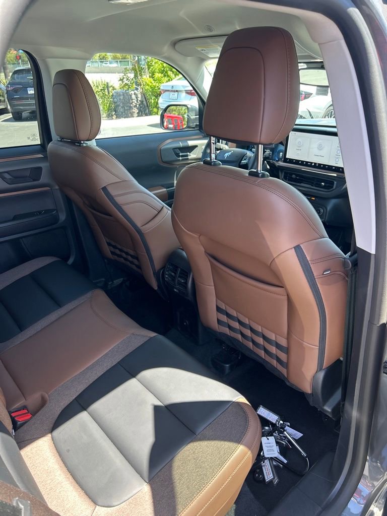 Used 2025 Ford Bronco Sport Outer Banks image 16