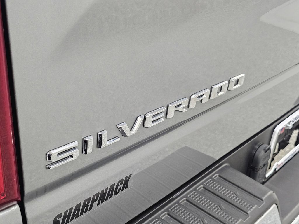 Used 2024 Chevrolet Silverado 1500 LT AWD/4WD image 26