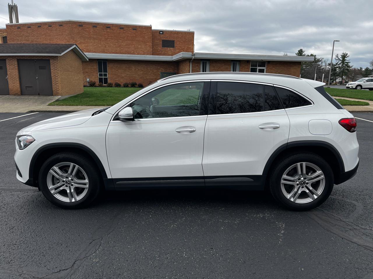 Used 2023 Mercedes-Benz GLA 250 image 3