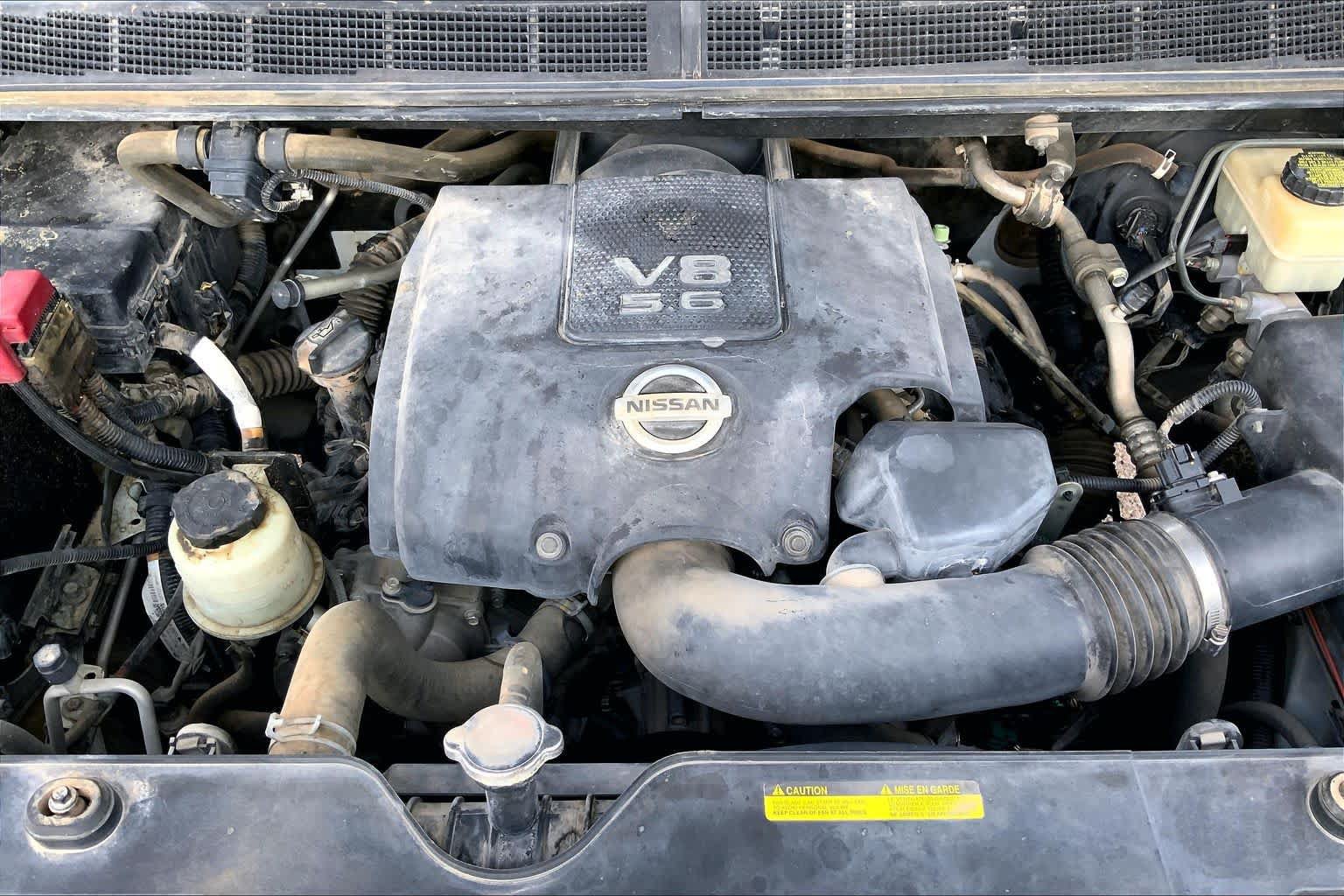 Used 2013 Nissan Titan SV w/ SV Premium Utility Pkg RWD image 31