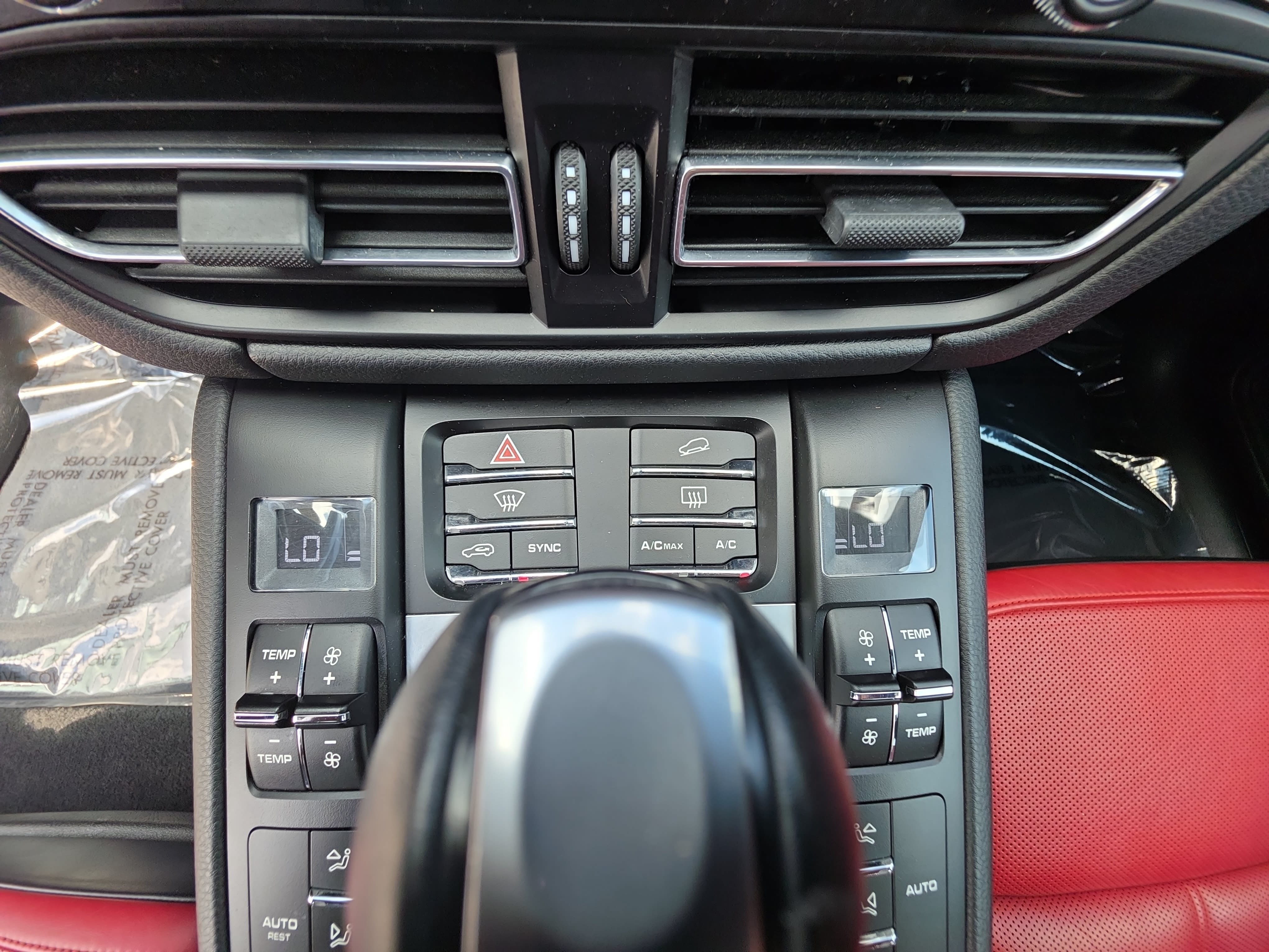 Used 2021 Porsche Macan AWD/4WD image 20