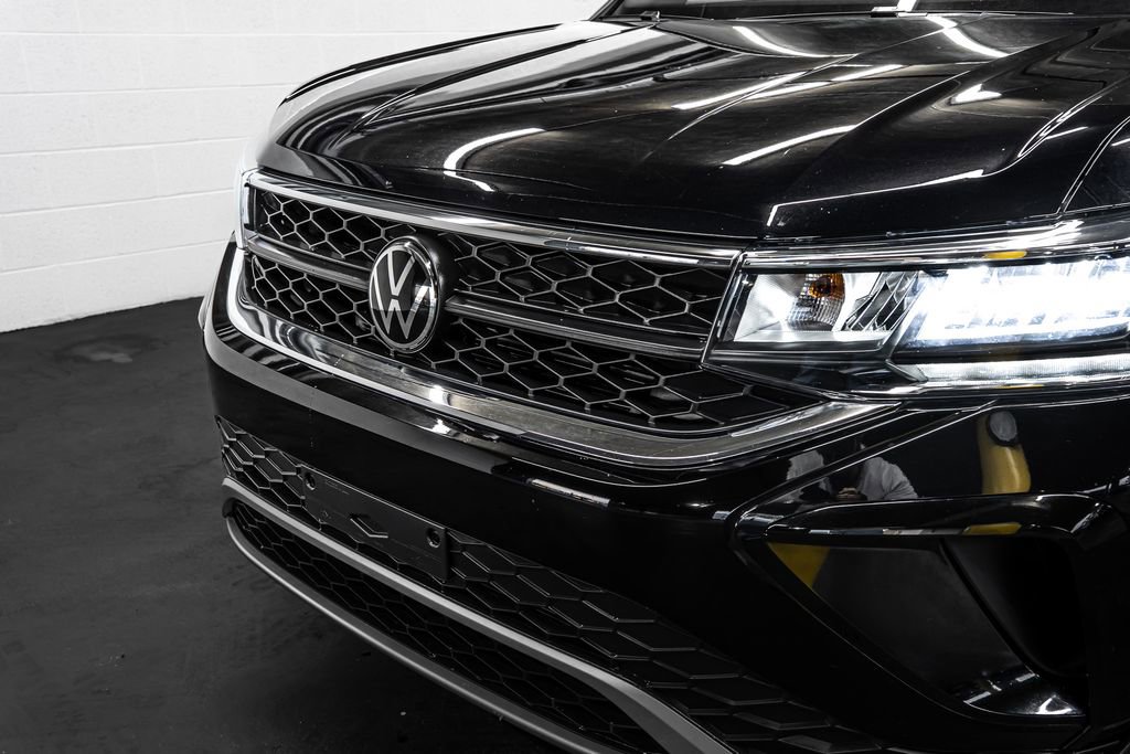 Used 2024 Volkswagen Taos S image 10