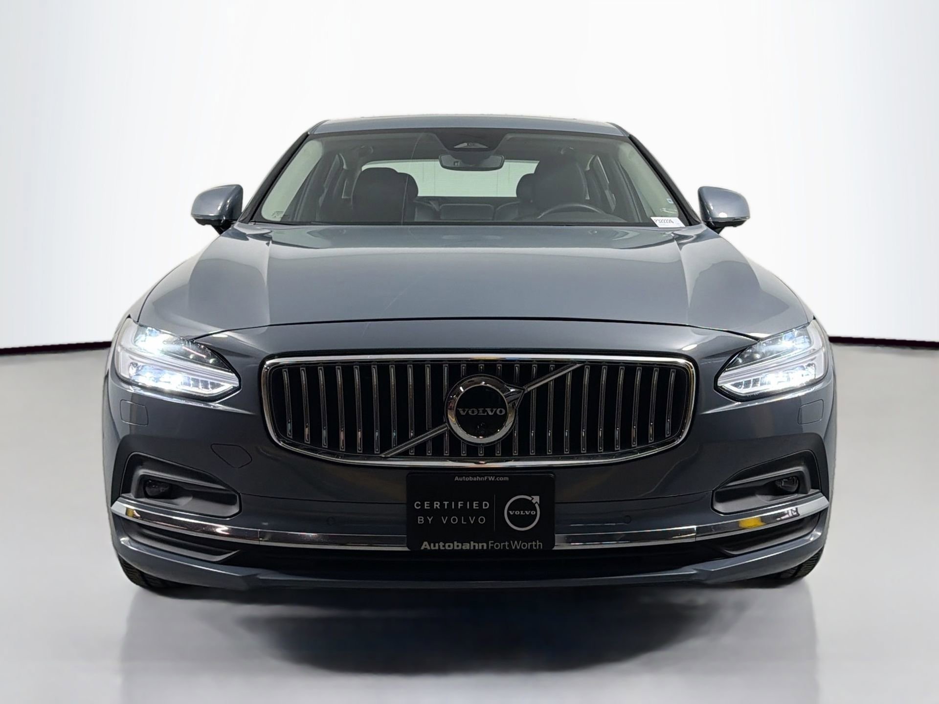 Used 2023 Volvo S90 B6 Ultimate w/ Protection Package Premier AWD/4WD image 2