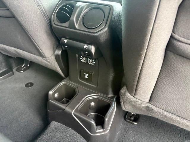 Used 2023 Jeep Gladiator Sport AWD/4WD image 29