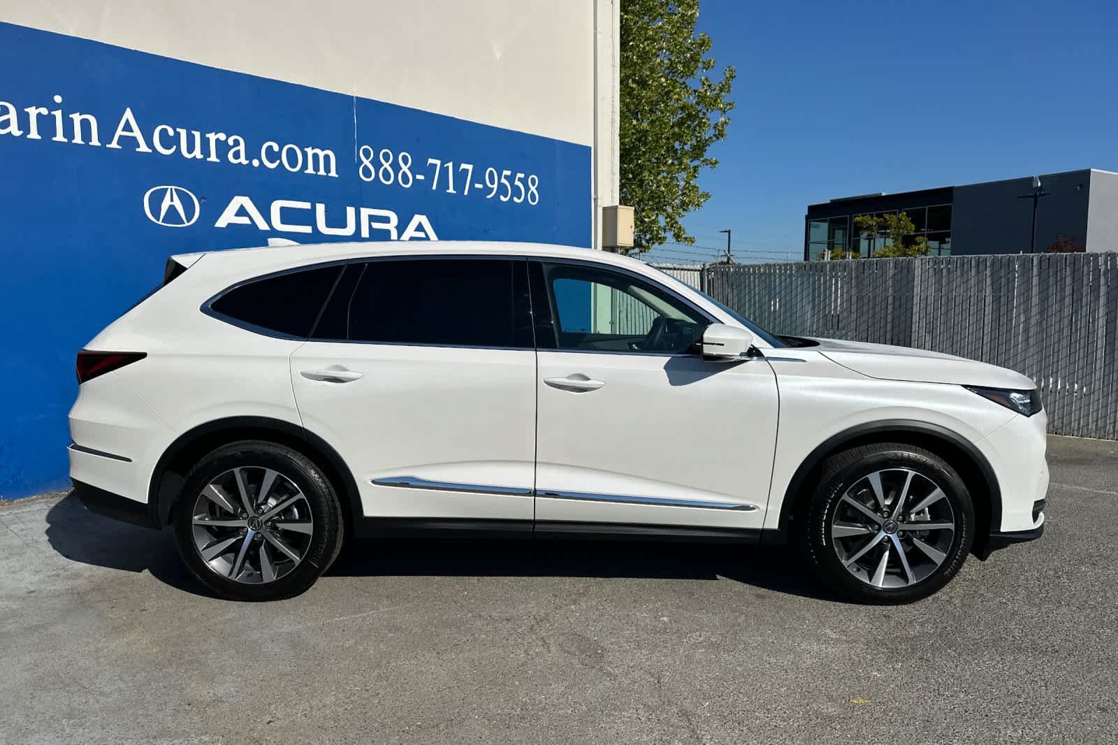 Certified 2026 Acura MDX w/ Technology Package AWD/4WD image 3