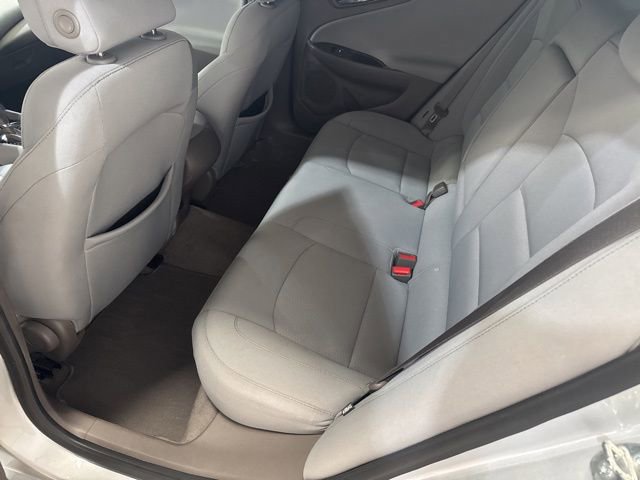 Used 2018 Chevrolet Malibu LS image 17
