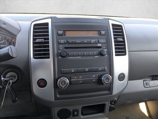 Used 2012 Nissan Frontier SV w/ SV Premium Utility Pkg image 12