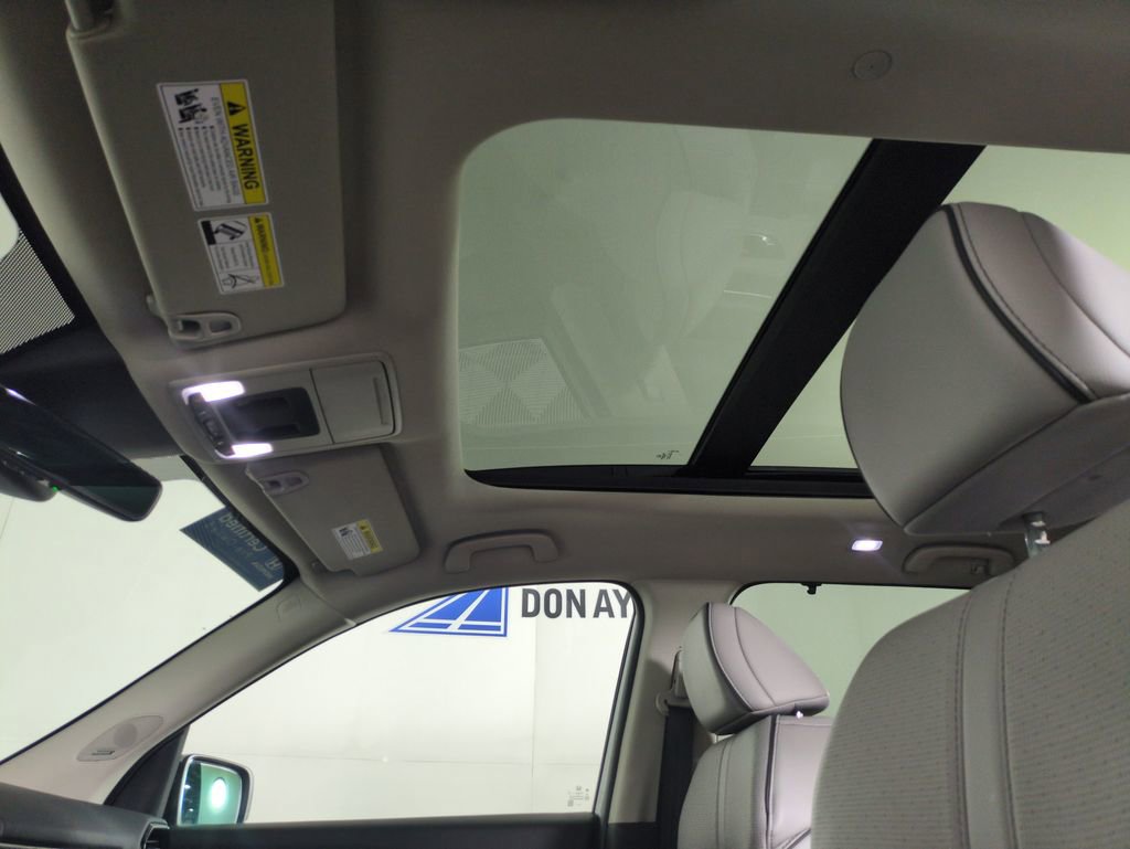 Certified 2025 Honda Pilot Elite image 25