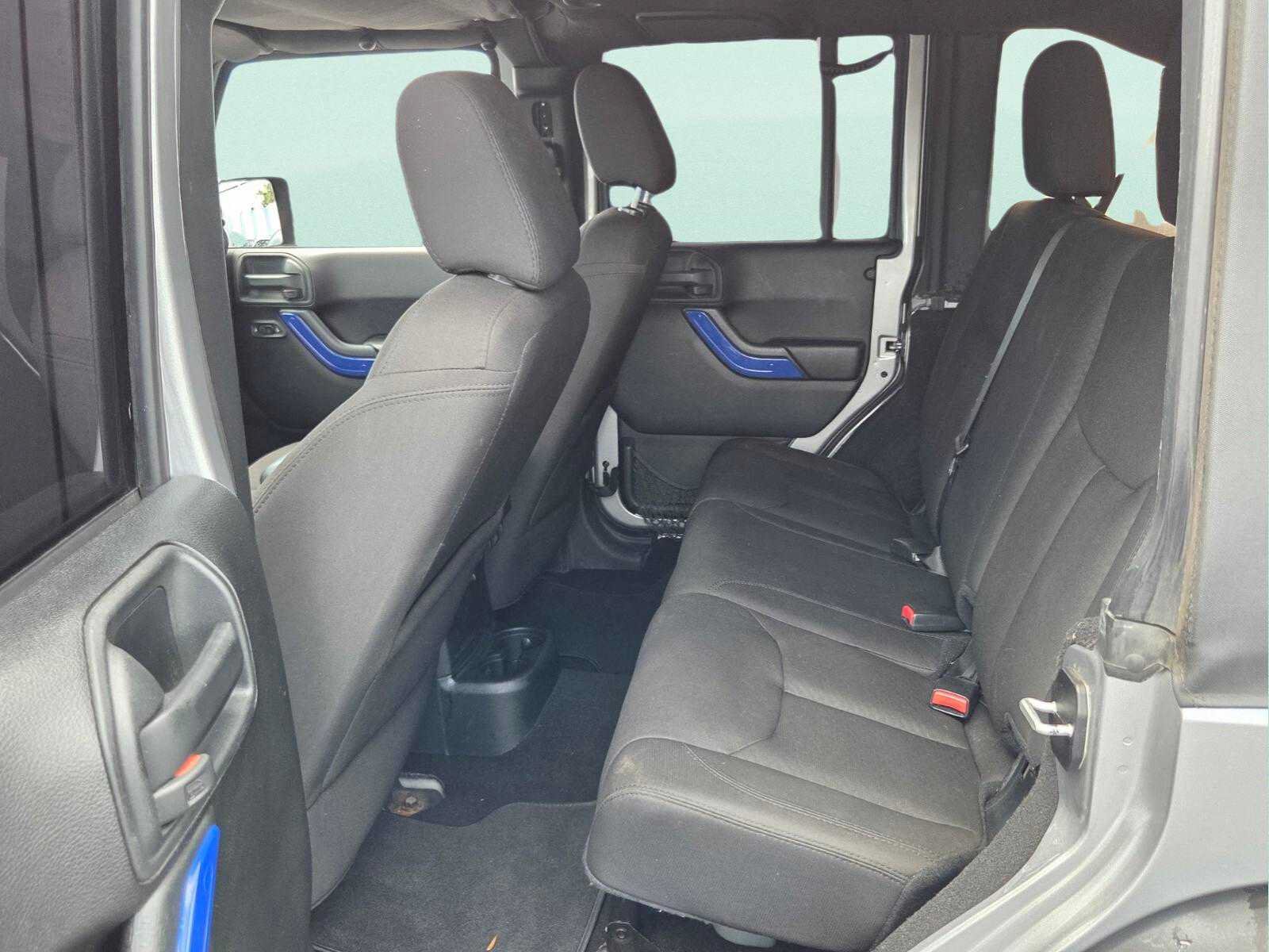 Used 2016 Jeep Wrangler Unlimited Sport w/ Quick Order Package 24S AWD/4WD image 11
