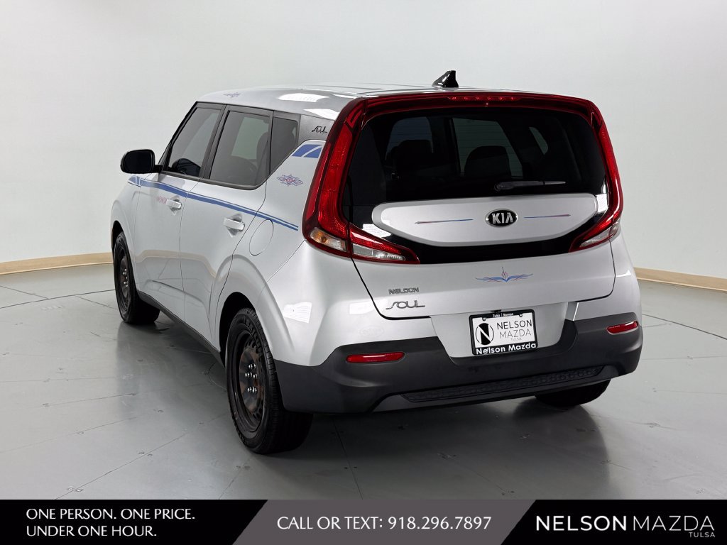 Used 2020 Kia Soul LX FWD image 8