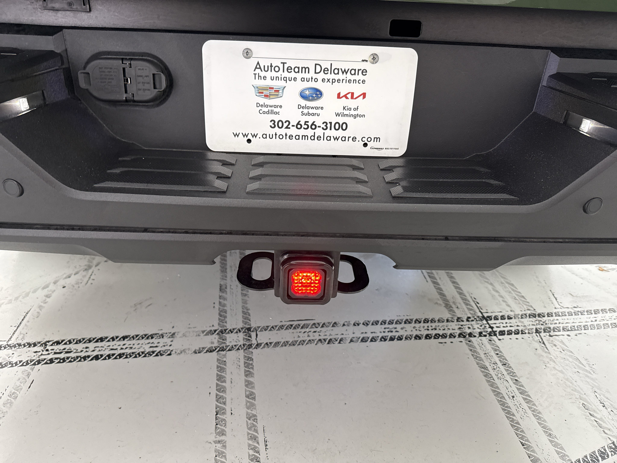 Used 2022 Toyota Tundra SR5 w/ TRD Off-Road Premium Package AWD/4WD image 46