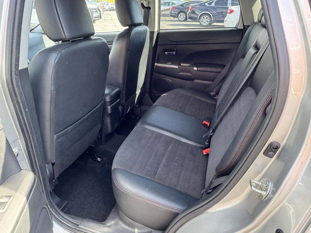 Used 2022 Mitsubishi Outlander Sport ES image 6