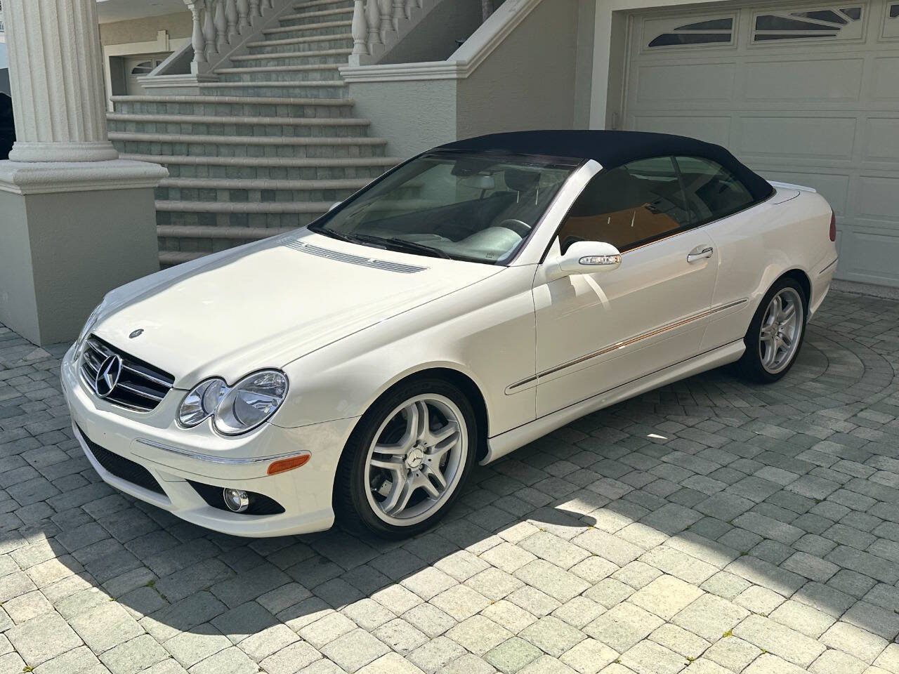 Used 2009 Mercedes-Benz CLK 550 Cabriolet image 39