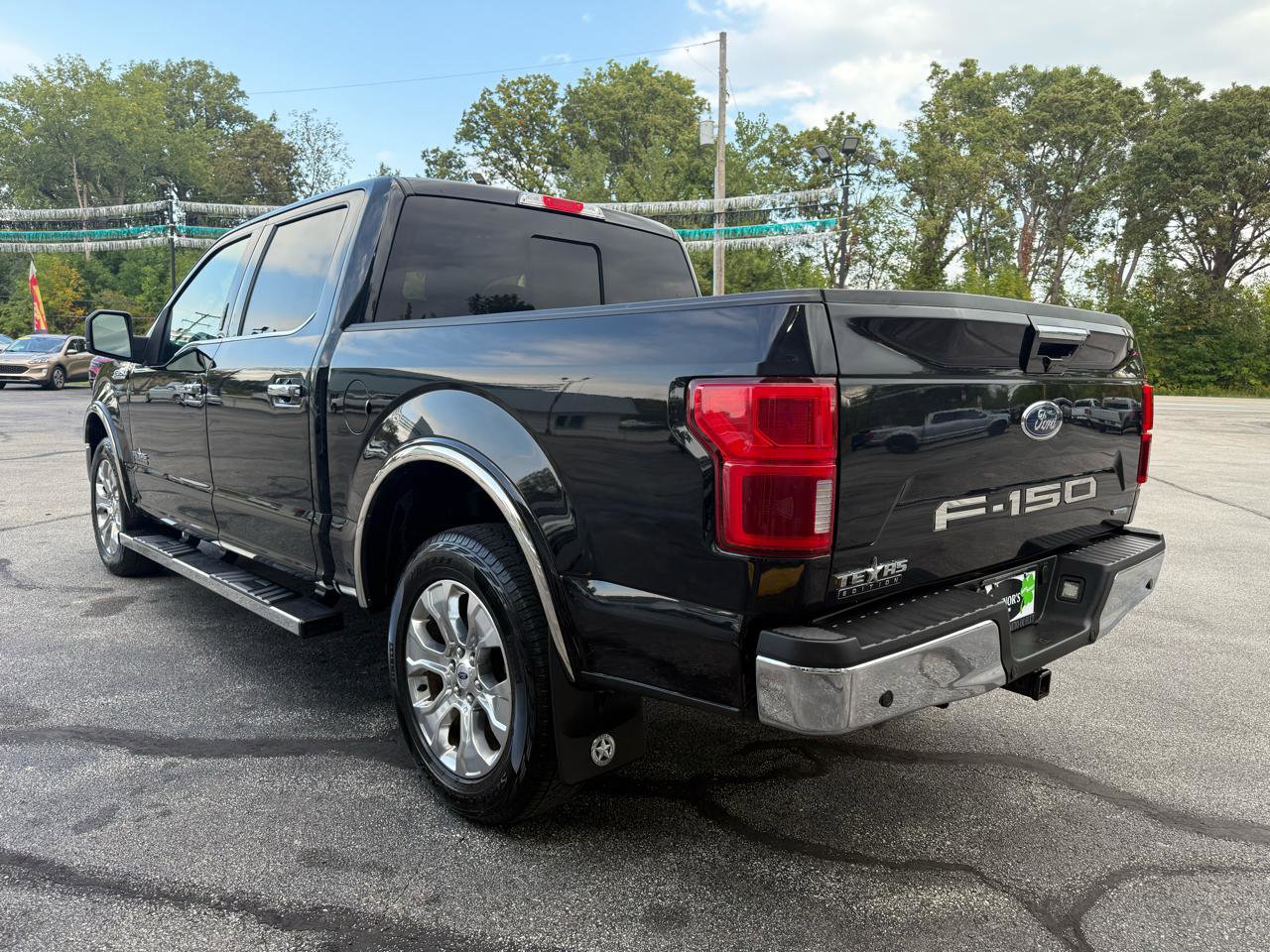 Used 2019 Ford F150 Lariat w/ Equipment Group 502A Luxury image 6