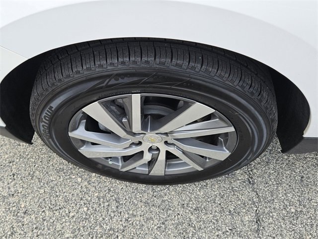 Used 2022 Chevrolet Equinox LT image 18