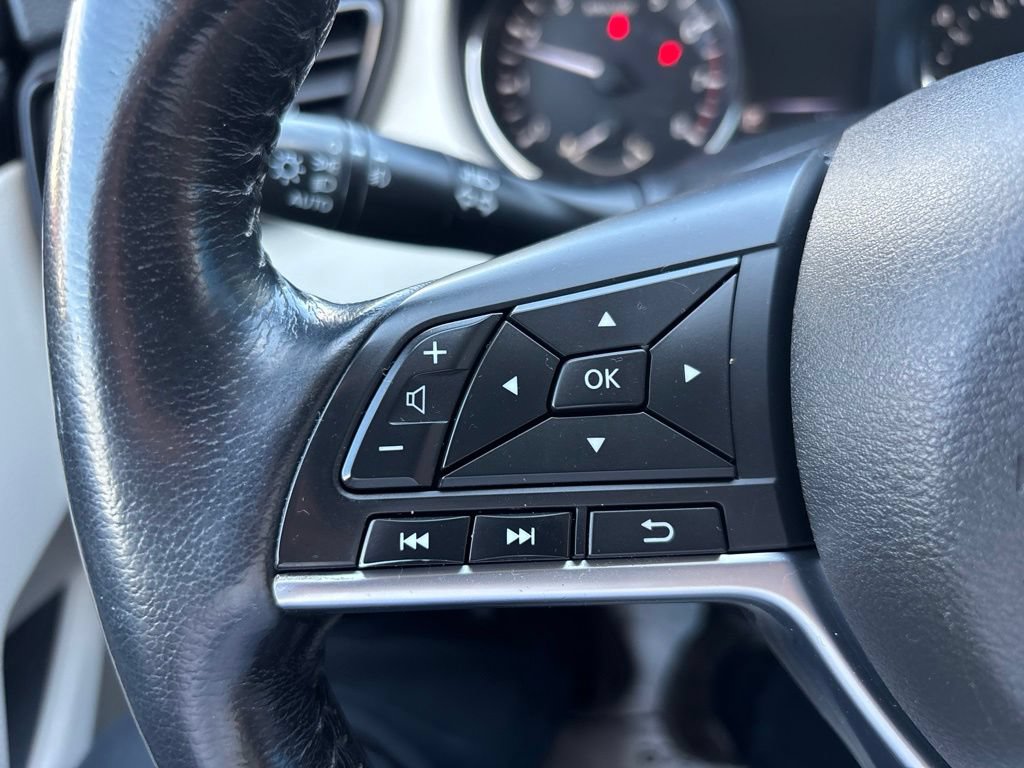 Used 2018 Nissan Rogue Sport SV w/ SV All-Weather Package AWD/4WD image 26