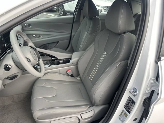 New 2026 Hyundai Elantra SEL Sport Premium FWD image 20