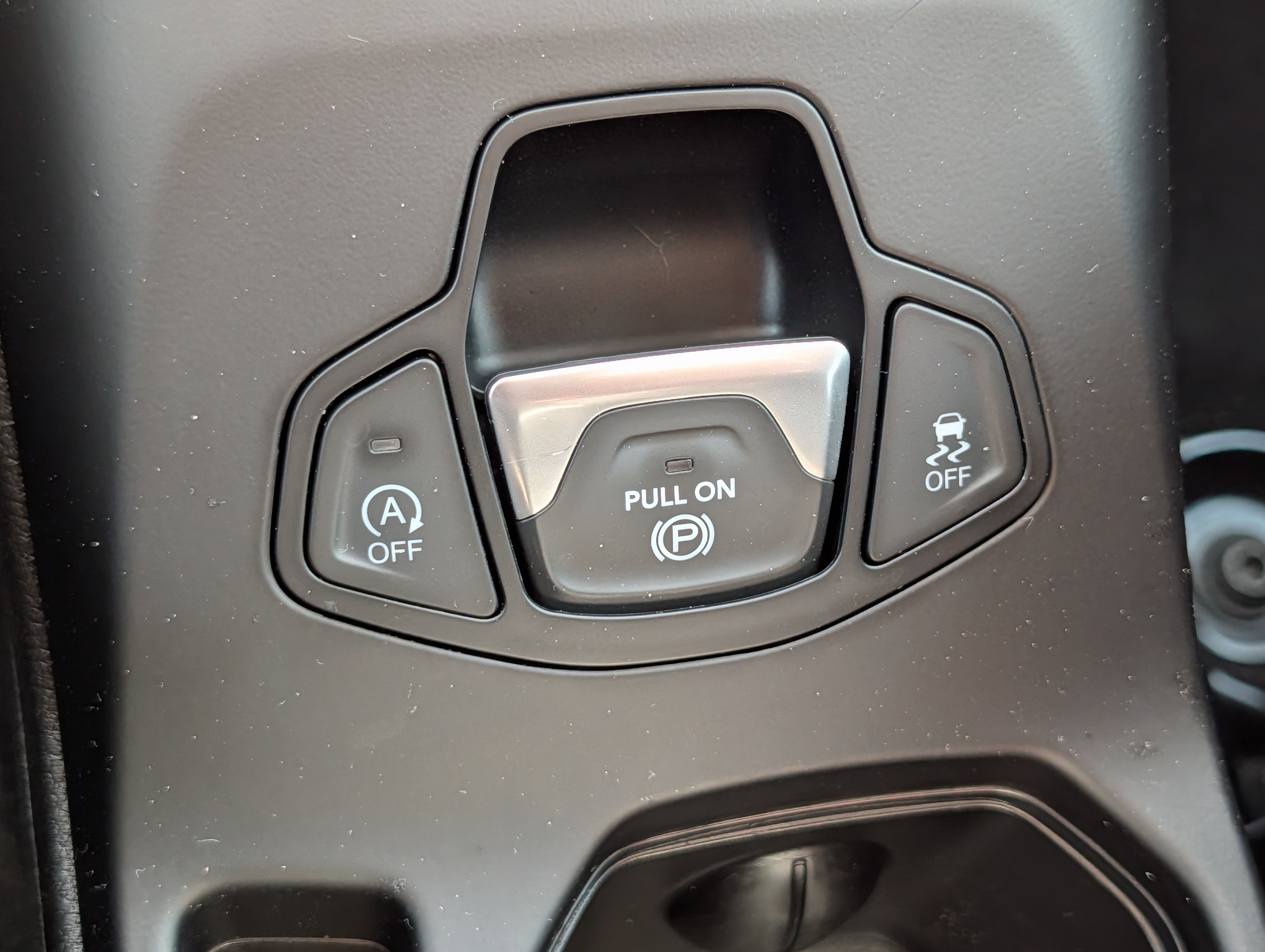 Used 2023 Jeep Renegade Altitude w/ Sun/Sound Group AWD/4WD image 28