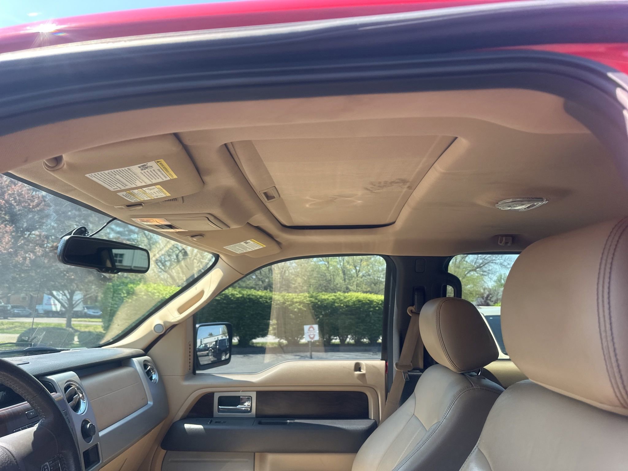 Used 2012 Ford F150 Lariat w/ Lariat Chrome Pkg AWD/4WD image 12