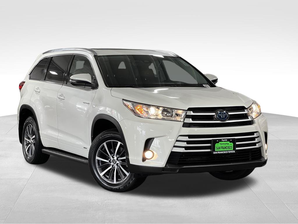 Certified 2017 Toyota Highlander XLE AWD/4WD image 7