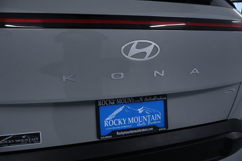 Used 2024 Hyundai Kona SEL image 9