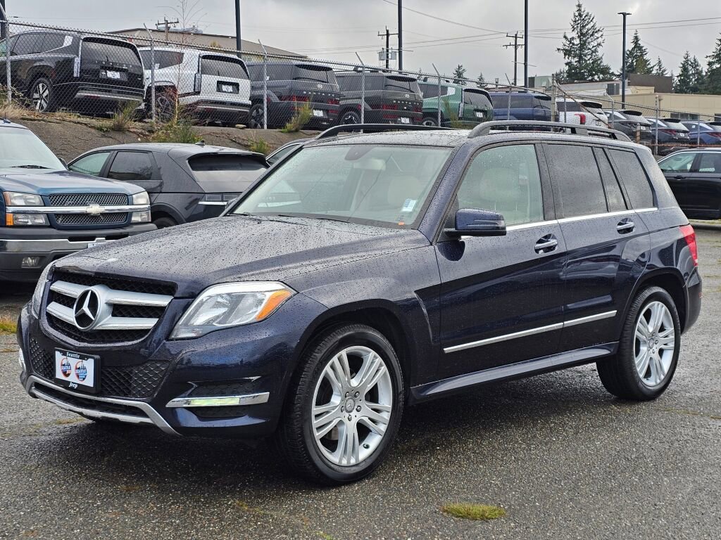 Used 2015 Mercedes-Benz GLK 350 4MATIC image 3