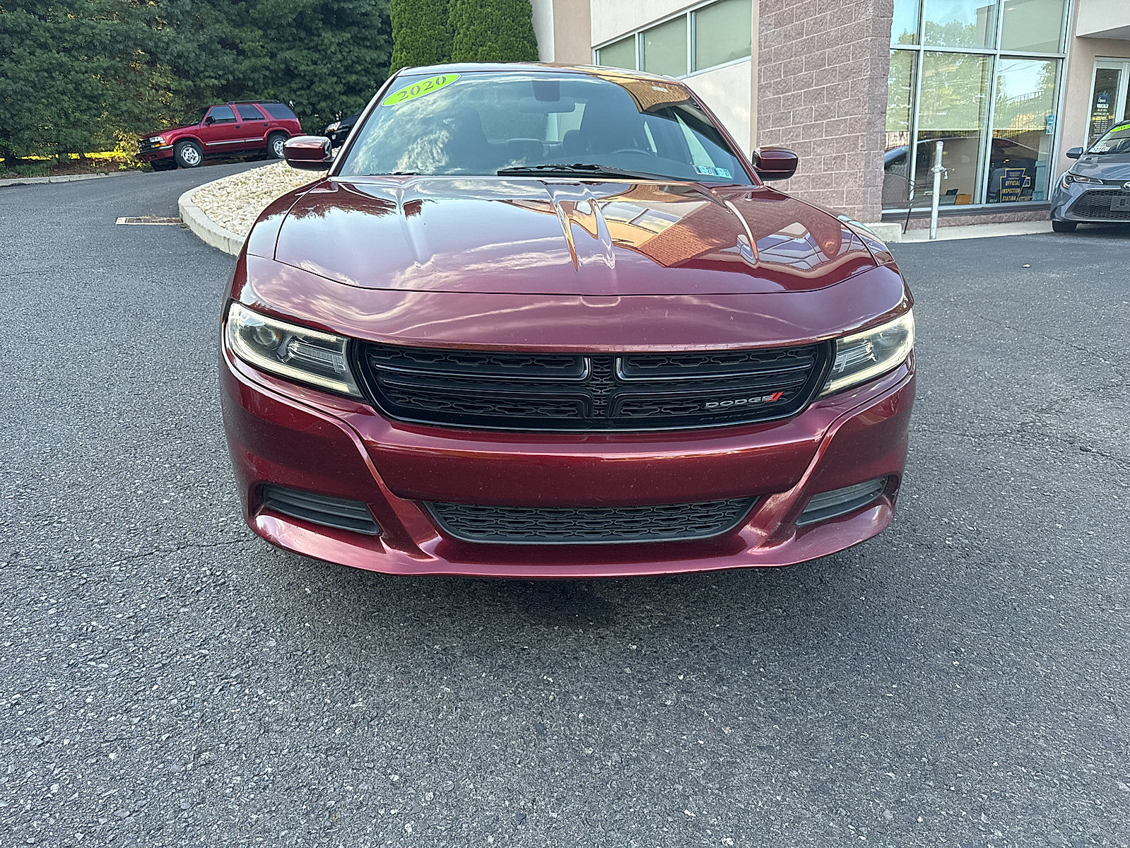 Used 2020 Dodge Charger SXT RWD image 13