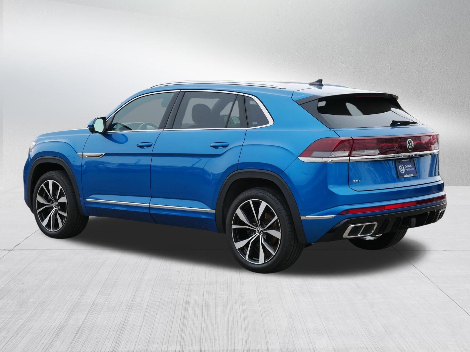 Certified 2024 Volkswagen Atlas Cross Sport SEL Premium R-Line image 5