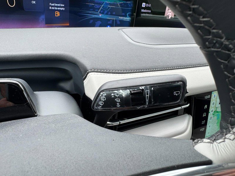 New 2025 Lincoln Navigator L Reserve image 21