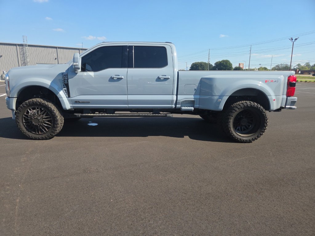 Used 2025 Ford F450 Lariat w/ FX4 Off-Road Package AWD/4WD image 11