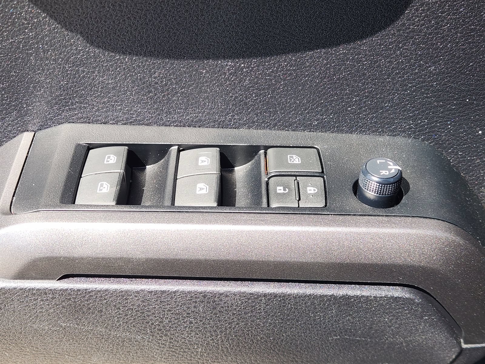 Used 2023 Toyota Tacoma TRD Pro AWD/4WD image 29