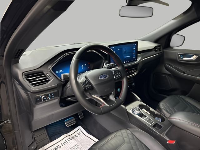 Used 2023 Ford Escape ST-Line Elite w/ Premium Technology Package image 17