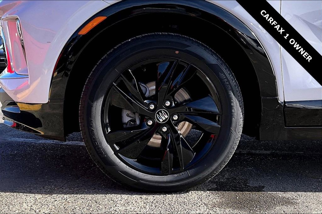 Used 2024 Buick Encore GX Sport Touring w/ Comfort Package image 32